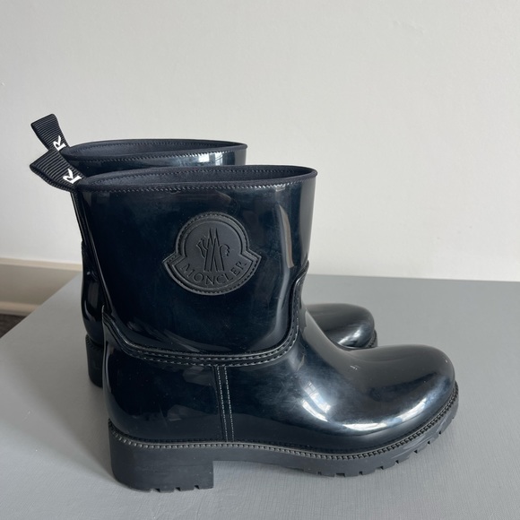 Moncler Ginette boot - Picture 5 of 5